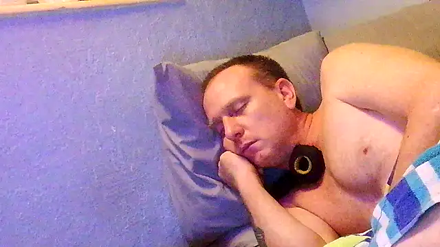 Snapshot of PornStro921 chatting on 2, 3, 2026 PornStro921 online show from 2, 3, 2026