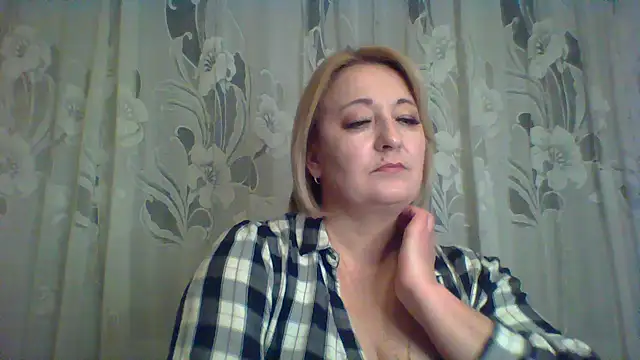 Snapshot of ArielXLoveresss chatting on 23, 2, 2025 ArielXLoveresss online show from 23, 2, 2025