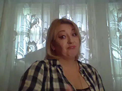 Snapshot of ArielXLoveresss chatting on 27, 2, 2025 ArielXLoveresss online show from 27, 2, 2025
