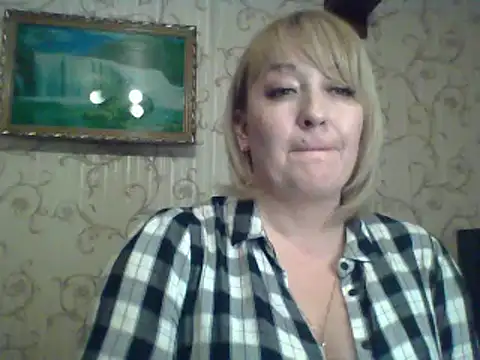 Snapshot of ArielXLoveresss chatting on 6, 3, 2025 ArielXLoveresss online show from 6, 3, 2025