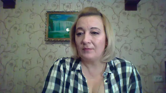 Snapshot of ArielXLoveresss chatting on 7, 3, 2025 ArielXLoveresss online show from 7, 3, 2025