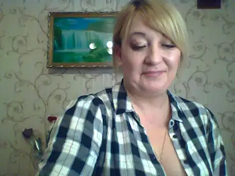 Snapshot of ArielXLoveresss chatting on 10, 3, 2025 ArielXLoveresss online show from 10, 3, 2025