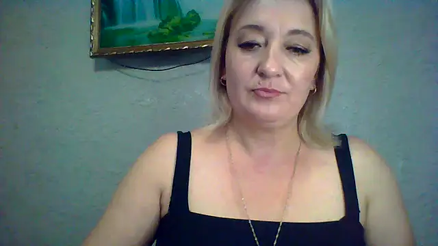 Snapshot of ArielXLoveresss chatting on 24, 9, 2025 ArielXLoveresss online show from 24, 9, 2025