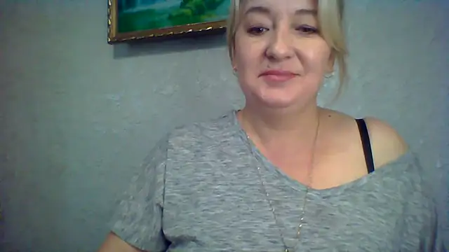 Snapshot of ArielXLoveresss chatting on 14, 10, 2025 ArielXLoveresss online show from 14, 10, 2025