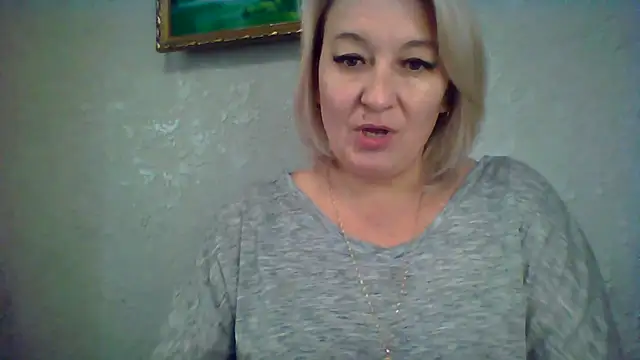 Snapshot of ArielXLoveresss chatting on 17, 10, 2025 ArielXLoveresss online show from 17, 10, 2025