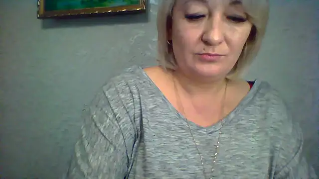 Snapshot of ArielXLoveresss chatting on 28, 10, 2025 ArielXLoveresss online show from 28, 10, 2025