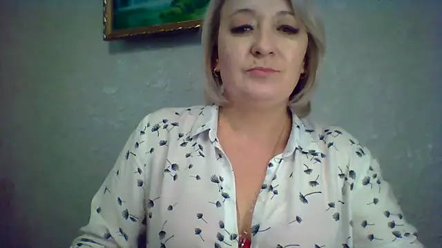 Snapshot of ArielXLoveresss chatting on 7, 11, 2025 ArielXLoveresss online show from 7, 11, 2025