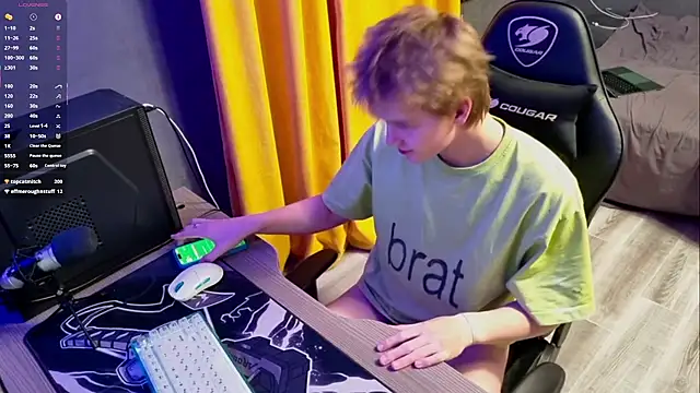 Snapshot of TaylerSigma chatting on 25, 2, 2025 TaylerSigma online show from 25, 2, 2025