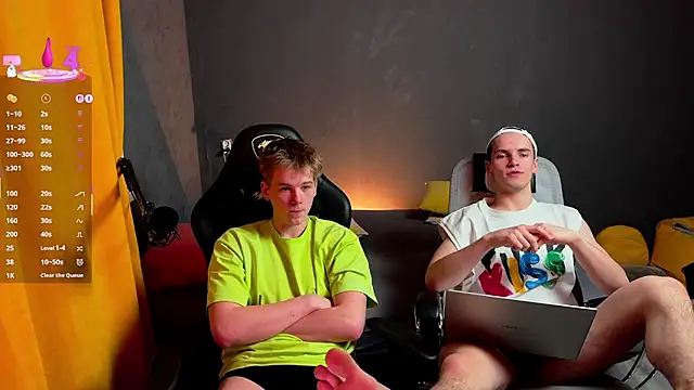 Snapshot of TaylerSigma chatting on 21, 3, 2025 TaylerSigma online show from 21, 3, 2025