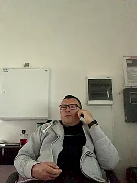 Mike8523 online show from 28, 9, 2025