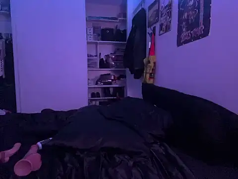 ChrryFoxx online show from 22, 3, 2025