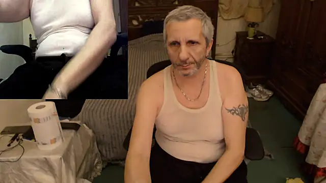 maxdaddy690 online show from 28, 11, 2025