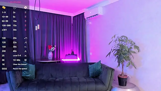 Snapshot of CutiePie69__ chatting on 15, 9, 2025 CutiePie69 online show from 15, 9, 2025