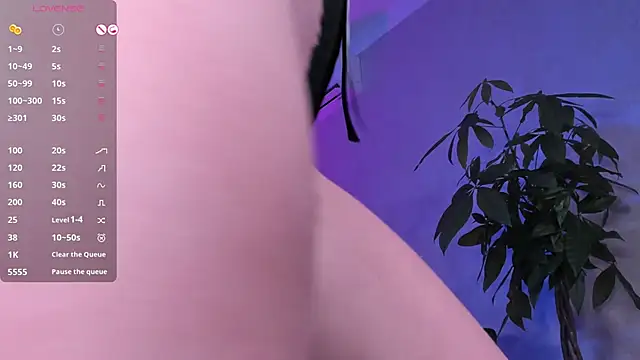 Snapshot of CutiePie69__ chatting on 25, 9, 2025 CutiePie69 online show from 25, 9, 2025