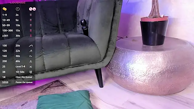 Snapshot of CutiePie69__ chatting on 30, 9, 2025 CutiePie69 online show from 30, 9, 2025