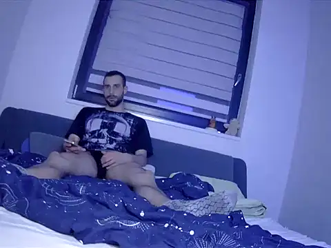 Snapshot of gryzoon chatting on 4, 11, 2025 gryzoon online show from 4, 11, 2025