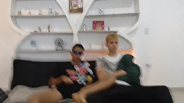 KING OFF BOYS online show from 28, 11, 2025