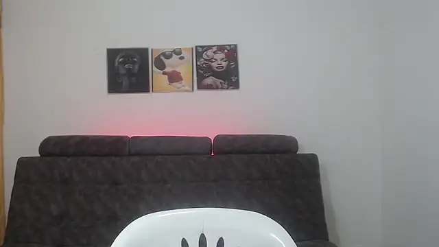 Snapshot of Anthonela_Queen chatting on 12, 3, 2025 Anthonela Queen online show from 12, 3, 2025