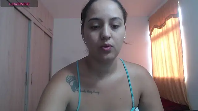 Snapshot of Anthonela_Queen chatting on 15, 10, 2025 Anthonela Queen online show from 15, 10, 2025