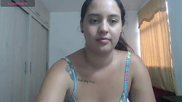 Snapshot of Anthonela_Queen chatting on 4, 11, 2025 Anthonela Queen online show from 4, 11, 2025