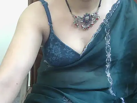 Lovely Manvi online show from 4, 10, 2025