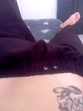 Snapshot of Magrinholl chatting on 27, 2, 2025 Magrinholl online show from 27, 2, 2025