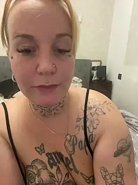 Snapshot of kahyhot chatting on 17, 10, 2025 kahyhot online show from 17, 10, 2025