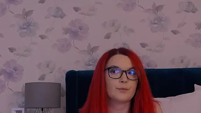 Snapshot of KailyKay chatting on 4, 10, 2025 KailyKay online show from 4, 10, 2025