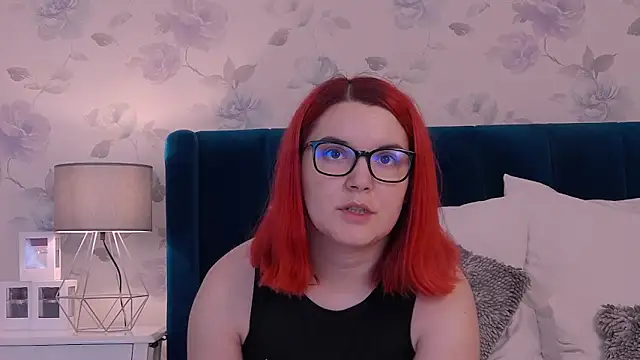 Snapshot of KailyKay chatting on 6, 10, 2025 KailyKay online show from 6, 10, 2025
