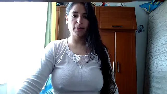 Snapshot of Escarcha-blue chatting on 28, 4, 2026 Escarcha-blue online show from 28, 4, 2026