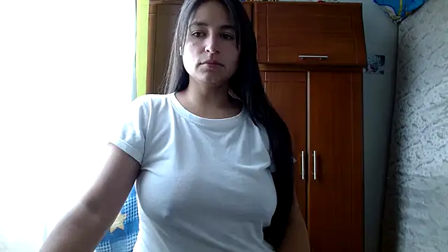 Snapshot of Escarcha-blue chatting on 30, 4, 2026 Escarcha-blue online show from 30, 4, 2026