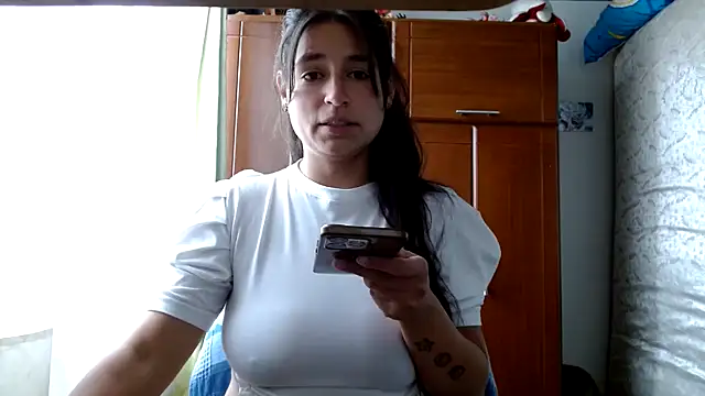 Snapshot of Escarcha-blue chatting on 28, 5, 2026 Escarcha-blue online show from 28, 5, 2026