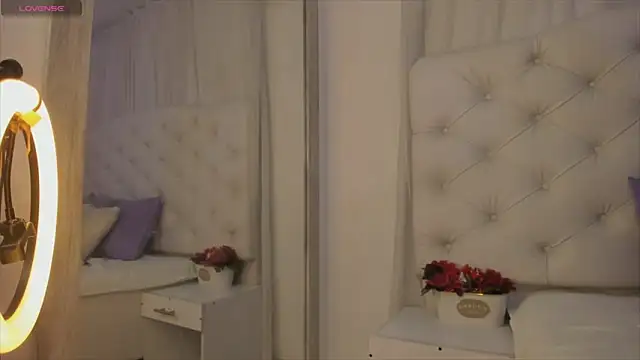 Snapshot of kamii_arias chatting on 18, 9, 2025 kamii arias online show from 18, 9, 2025