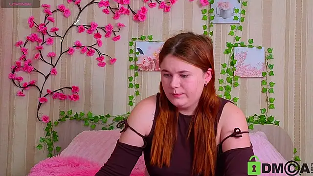 Snapshot of Eva_Starlight chatting on 7, 5, 2026 Eva Starlight online show from 7, 5, 2026