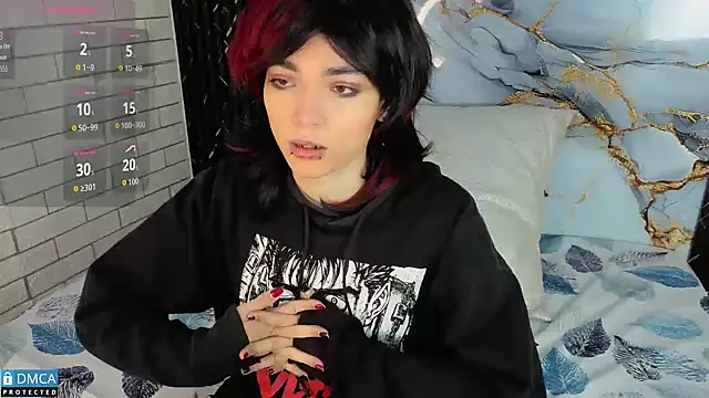 MaeveKuro online show from 23, 10, 2025