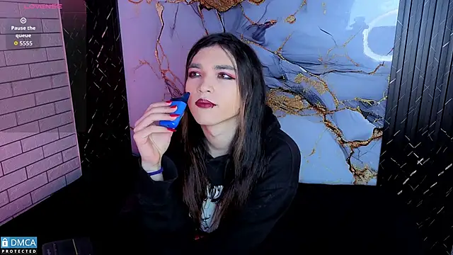 MaeveKuro online show from 14, 2, 2026