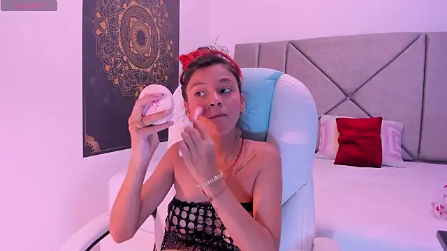 gime lara online show from 10, 3, 2025