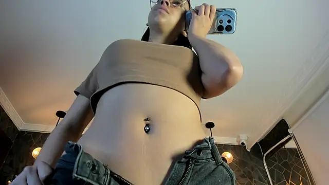 Snapshot of zephyra-angels chatting on 4, 10, 2025 zephyra-angels online show from 4, 10, 2025