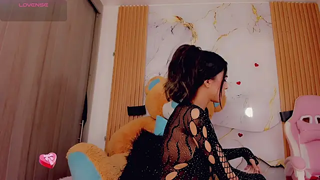 ValeriCardenas online show from 27, 9, 2025