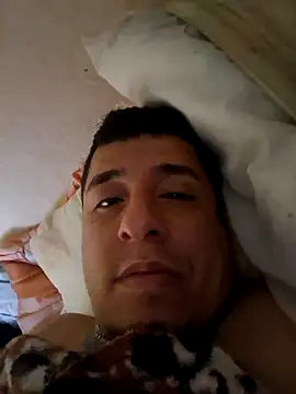 Snapshot of frankli2681 chatting on 16, 4, 2026 frankli2681 online show from 16, 4, 2026