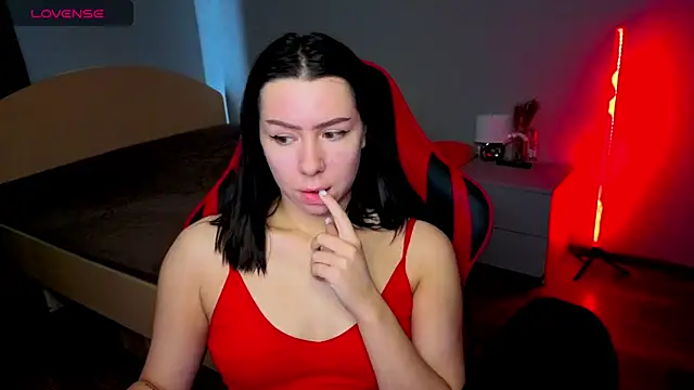 Snapshot of meganluss chatting on 21, 5, 2026 meganluss online show from 21, 5, 2026