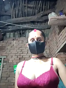 Snapshot of Divya_Chandok chatting on 7, 2, 2026 Divya Chandok online show from 7, 2, 2026