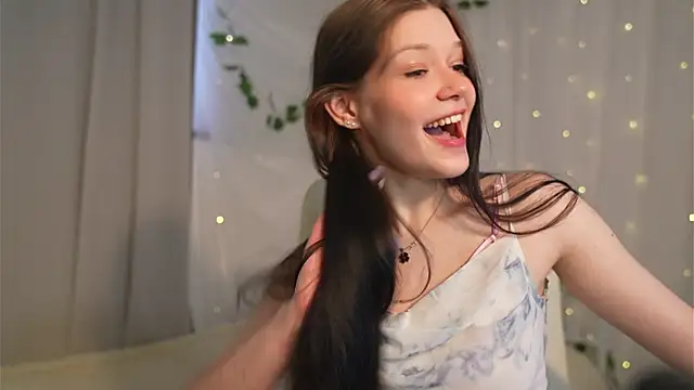 Kelly Ember online show from 26, 2, 2025