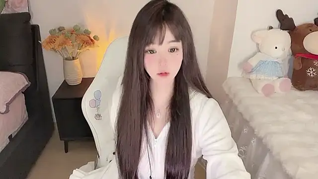 Snapshot of Milla-z chatting on 27, 9, 2025 Milla-z online show from 27, 9, 2025