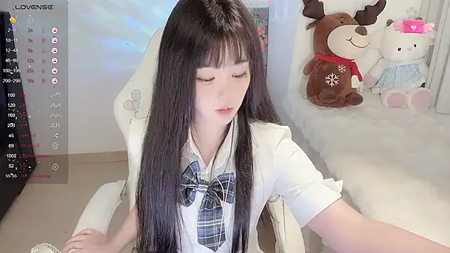 Snapshot of Milla-z chatting on 16, 11, 2025 Milla-z online show from 16, 11, 2025