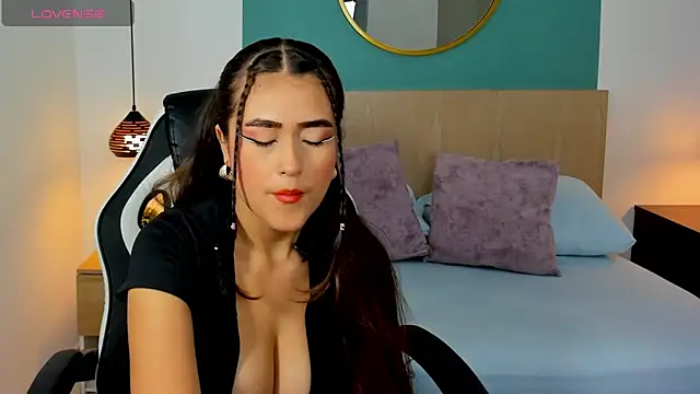 Snapshot of dulce_victoriaa_ chatting on 28, 2, 2025 dulce victoriaa online show from 28, 2, 2025