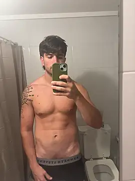 shuki0101 online show from 13, 2, 2026