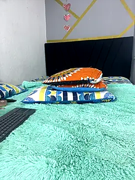 Snapshot of angellicaa_ chatting on 22, 10, 2025 angellicaa online show from 22, 10, 2025