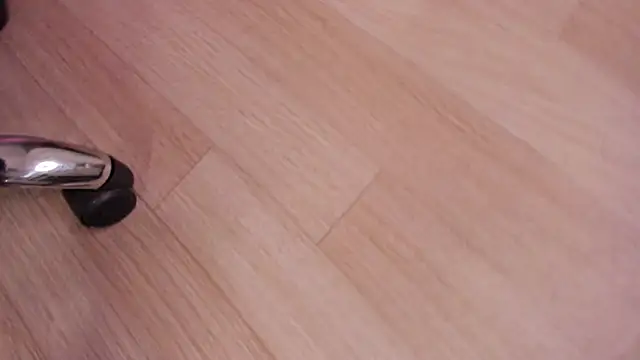 alahia betancurx online show from 24, 10, 2025