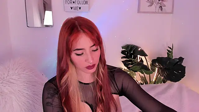 Snapshot of purplemoonn_ chatting on 12, 3, 2025 purplemoonn online show from 12, 3, 2025
